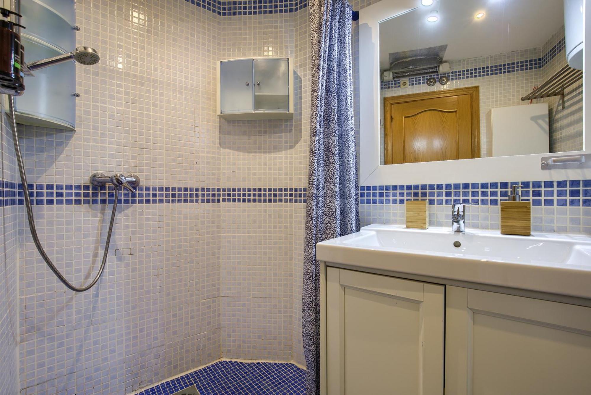 Casona 44 - Apartamento Para 2 Con Wifi, Ac Y Patio Exterior 阿尔卡拉德荷那利斯 外观 照片