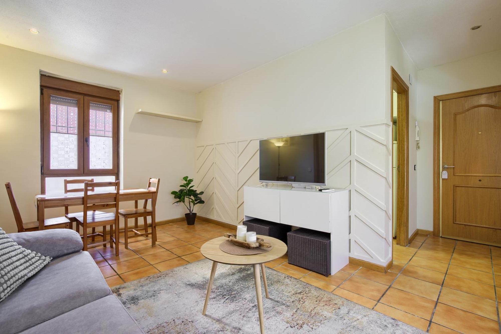 Casona 44 - Apartamento Para 2 Con Wifi, Ac Y Patio Exterior 阿尔卡拉德荷那利斯 外观 照片