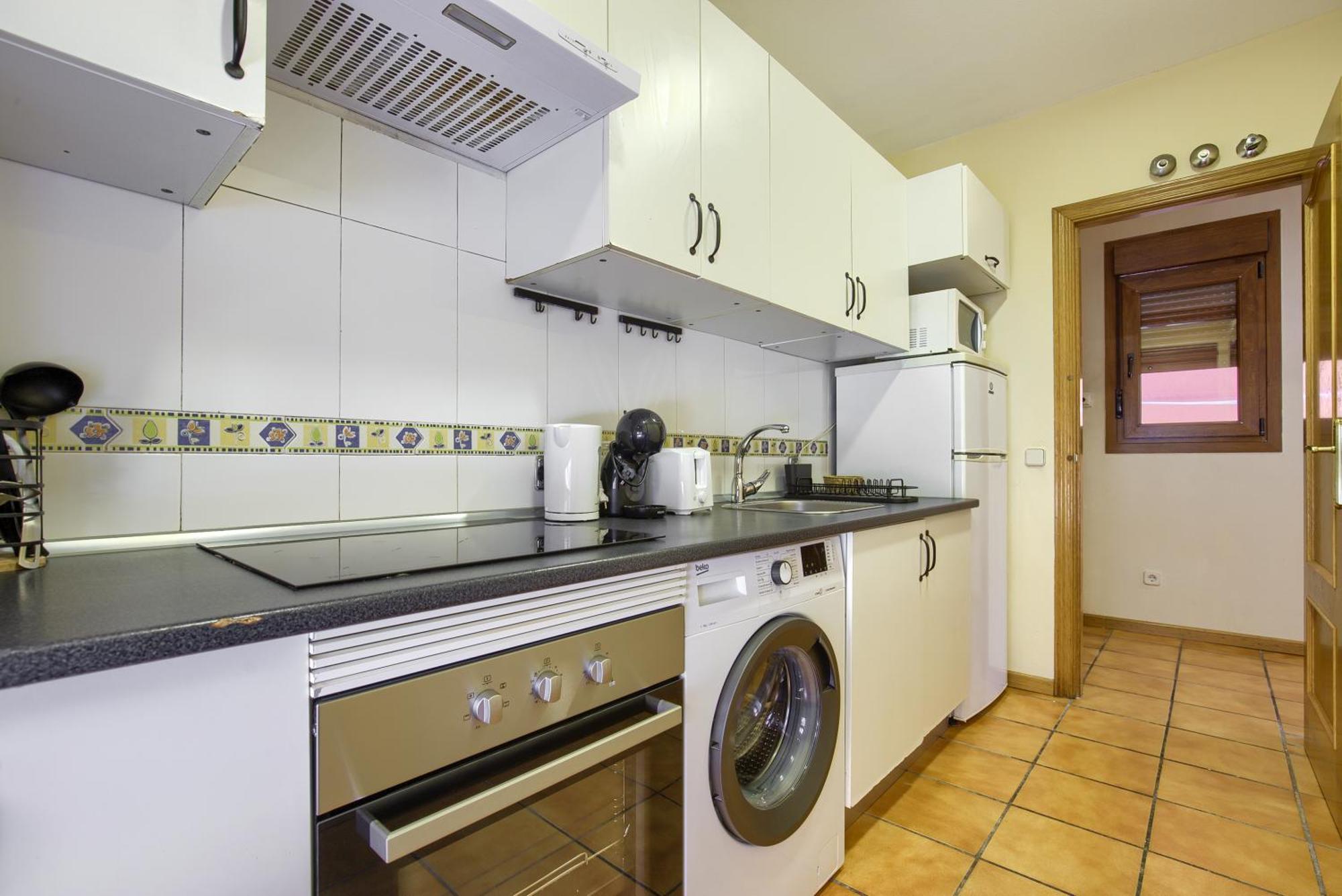 Casona 44 - Apartamento Para 2 Con Wifi, Ac Y Patio Exterior 阿尔卡拉德荷那利斯 外观 照片